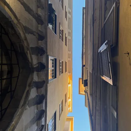 Giano Host - Pellicceria Appartement