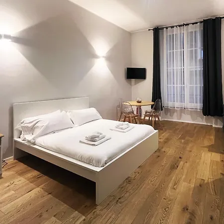 Giano Host - Pellicceria Appartement